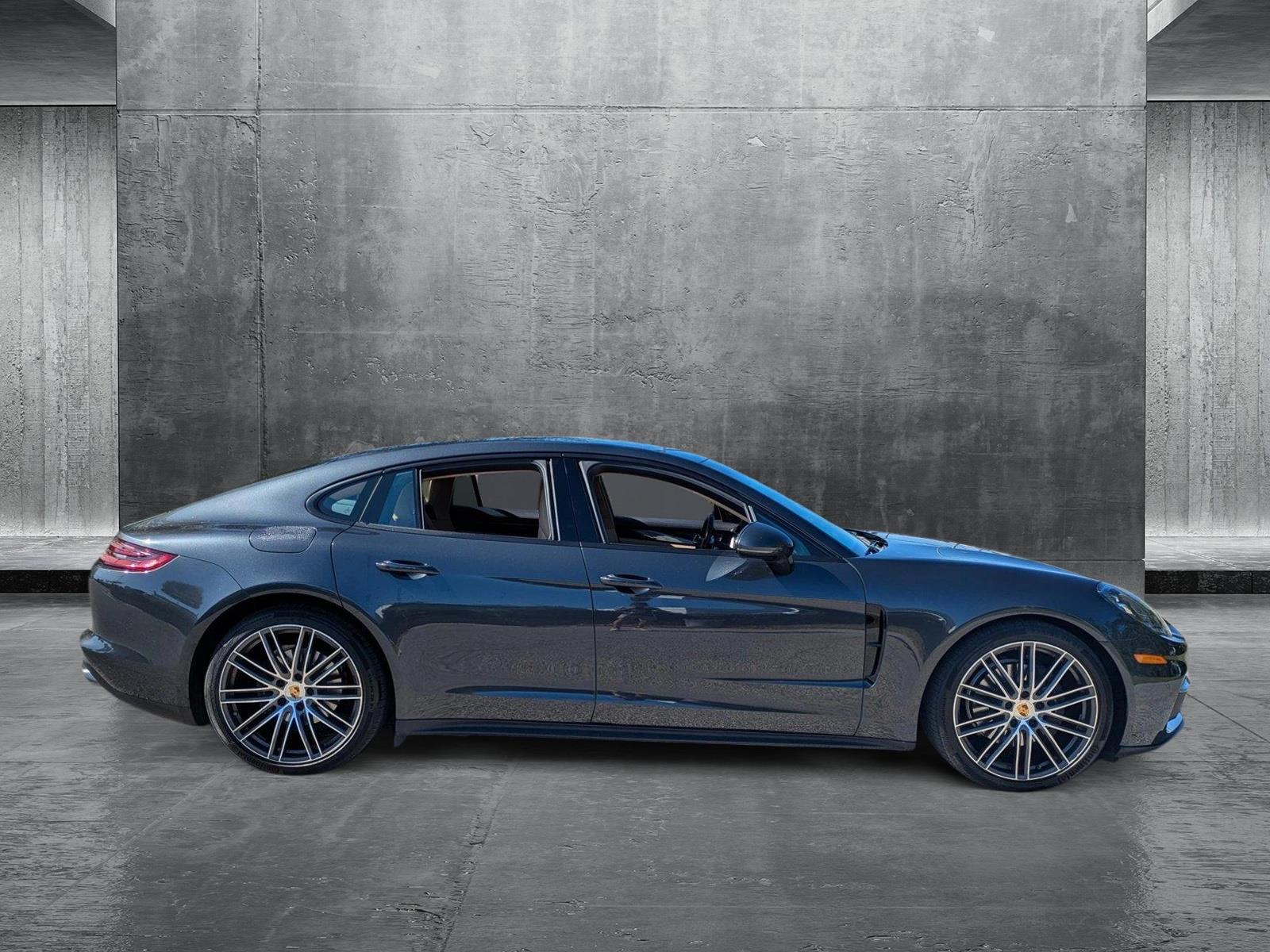 2018 Porsche Panamera Vehicle Photo in Sarasota, FL 34231