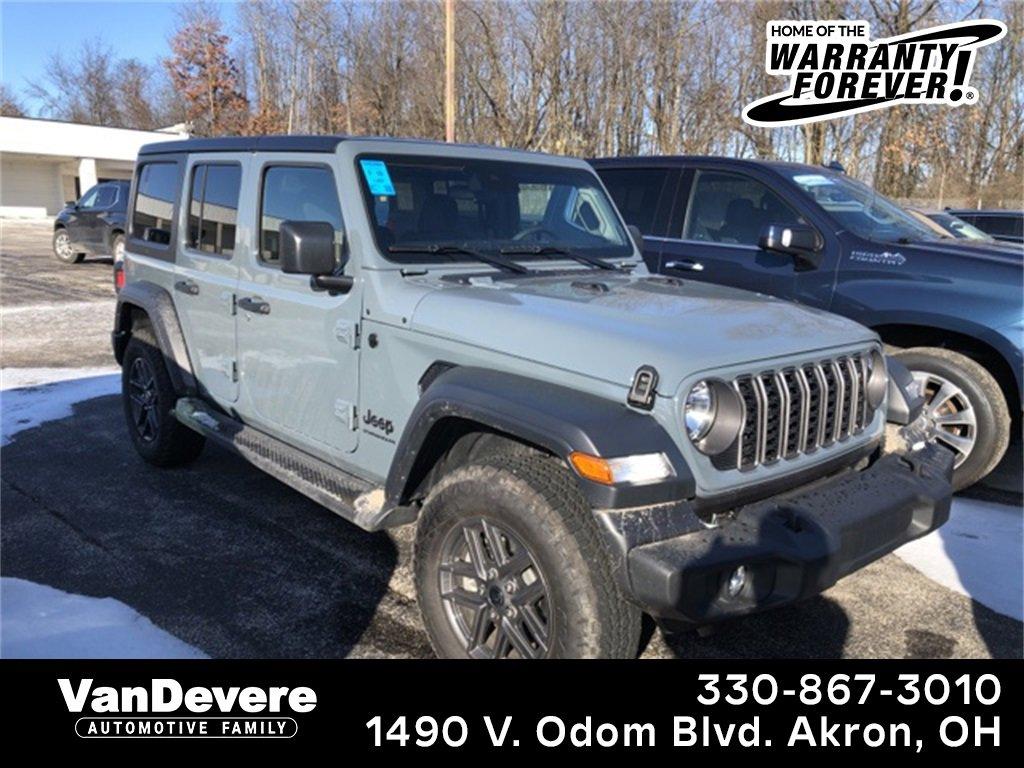 2024 Jeep Wrangler Vehicle Photo in AKRON, OH 44320-4088