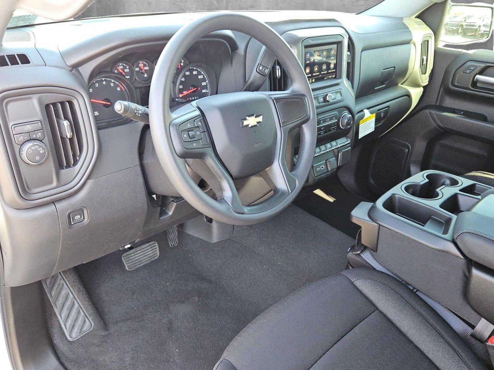 2024 Chevrolet Silverado 1500 Vehicle Photo in MESA, AZ 85206-4395