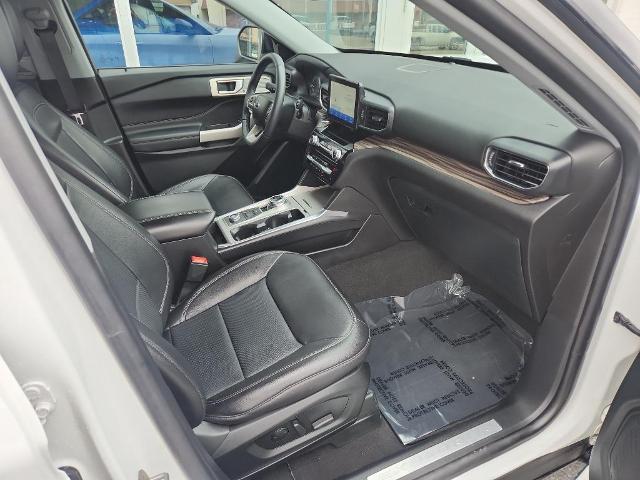 2023 Ford Explorer Vehicle Photo in HAYS, KS 67601-1994