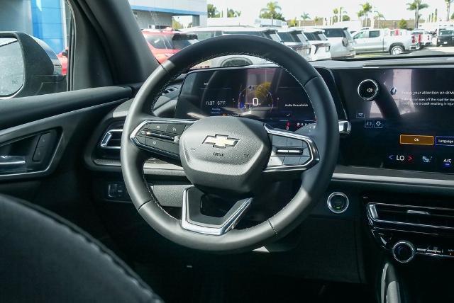 2025 Chevrolet Traverse Vehicle Photo in VENTURA, CA 93003-8585