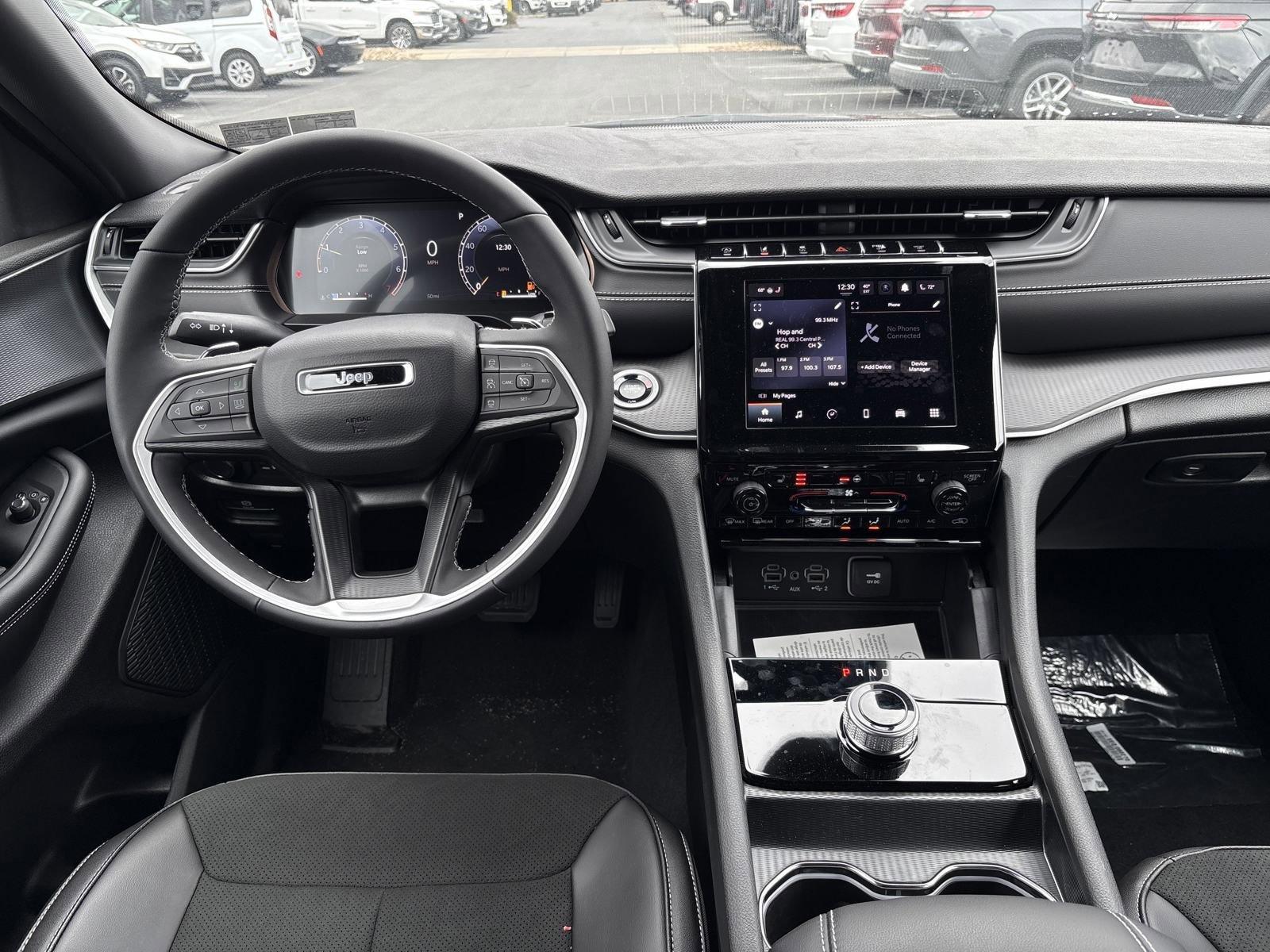 2025 Jeep Grand Cherokee L Vehicle Photo in Mechanicsburg, PA 17050-1707