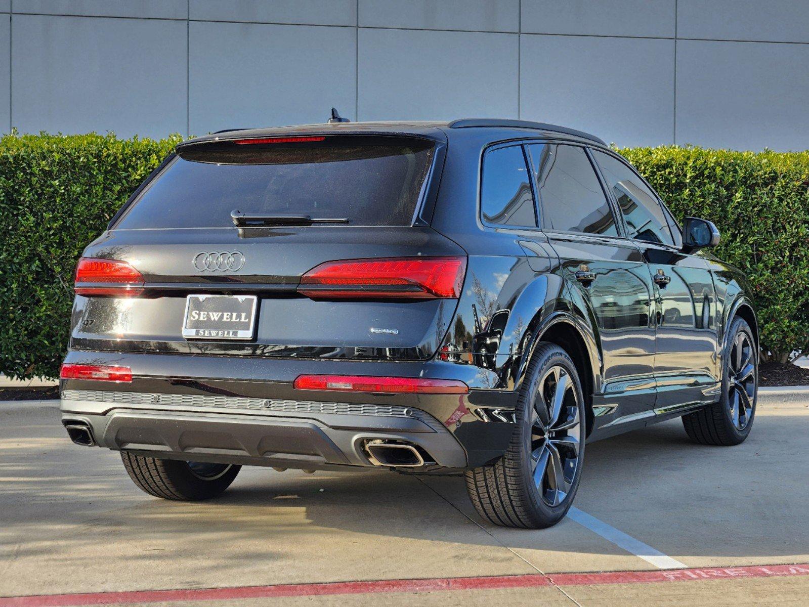 2025 Audi Q7 Vehicle Photo in MCKINNEY, TX 75070