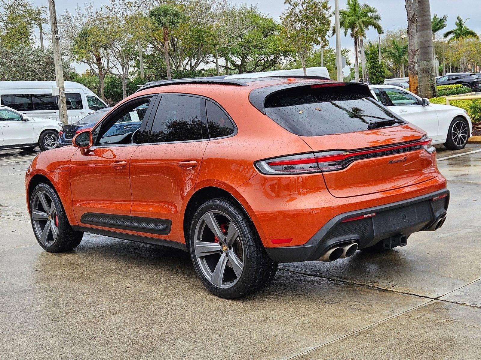 2022 Porsche Macan Vehicle Photo in Pembroke Pines , FL 33027