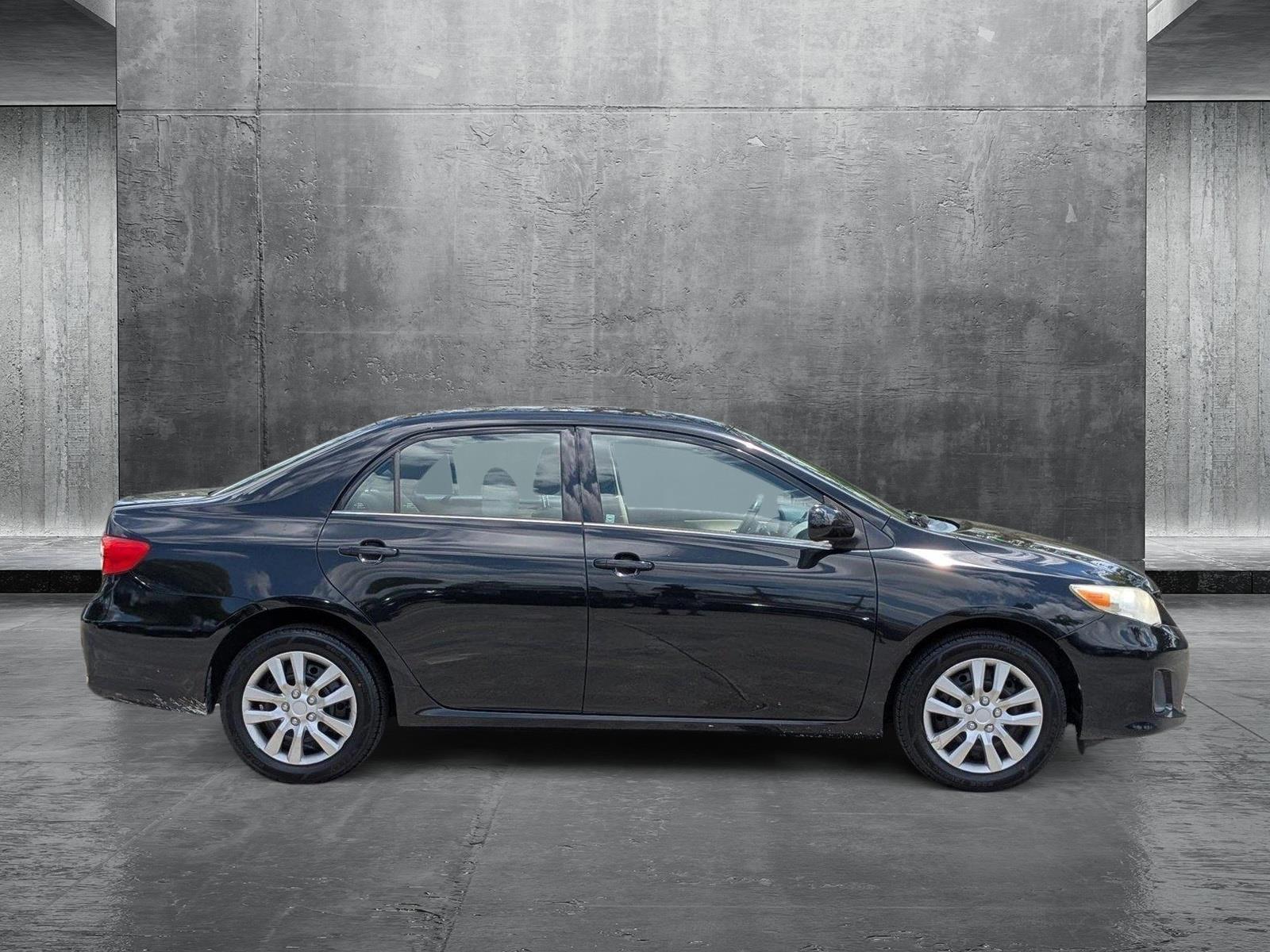 2013 Toyota Corolla Vehicle Photo in PEMBROKE PINES, FL 33024-6534