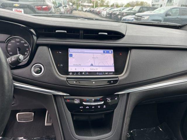 2021 Cadillac XT5 Vehicle Photo in MEDINA, OH 44256-9631
