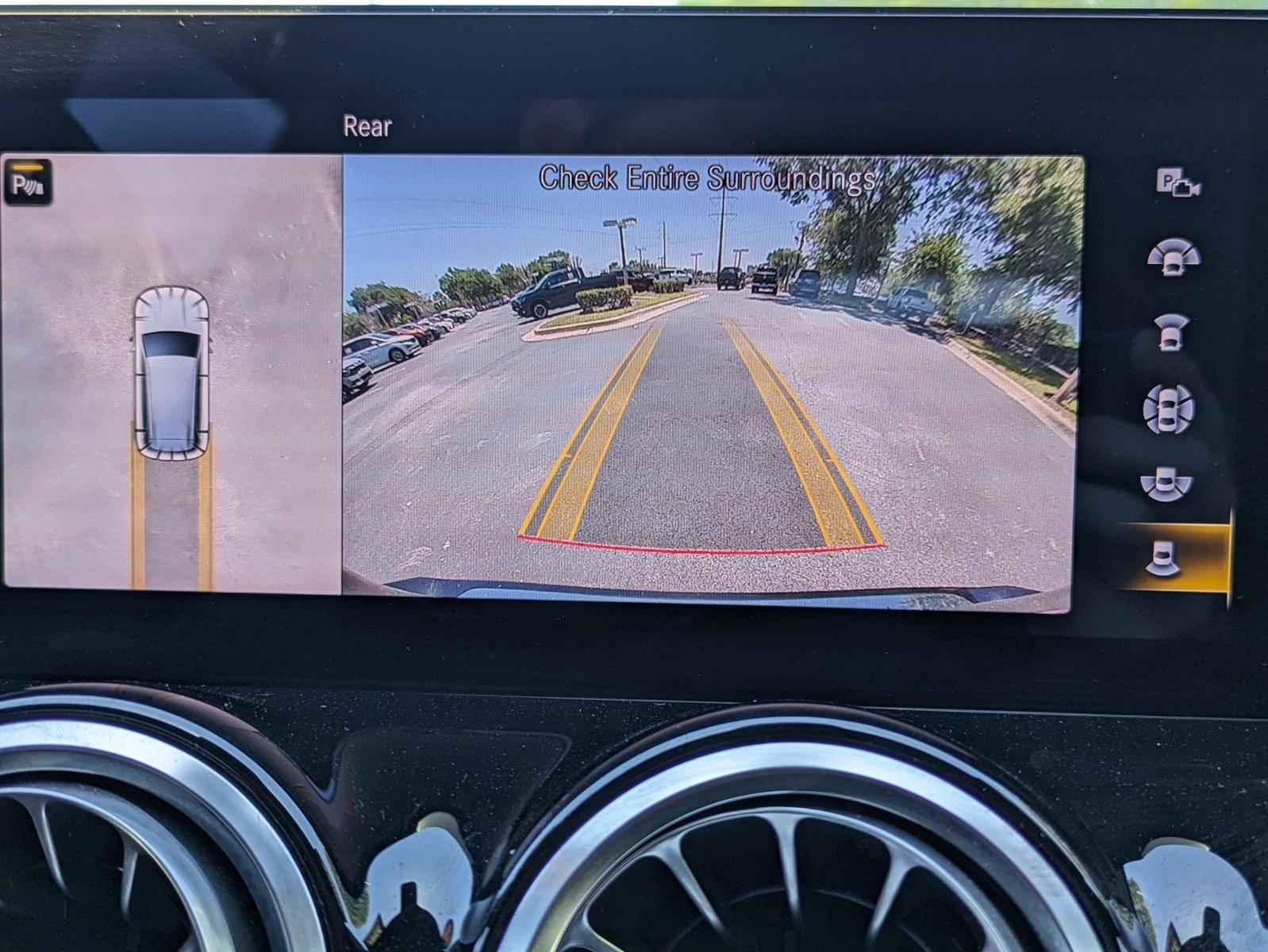 2021 Mercedes-Benz GLB Vehicle Photo in Sanford, FL 32771