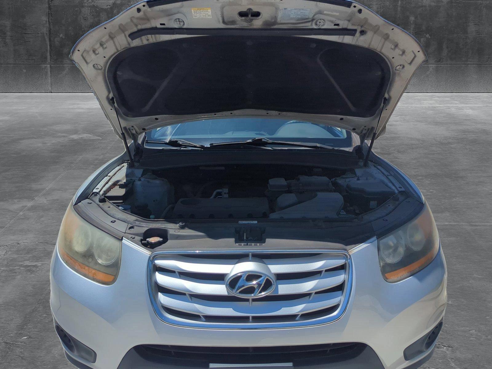 2011 Hyundai SANTA FE Vehicle Photo in Pembroke Pines, FL 33027