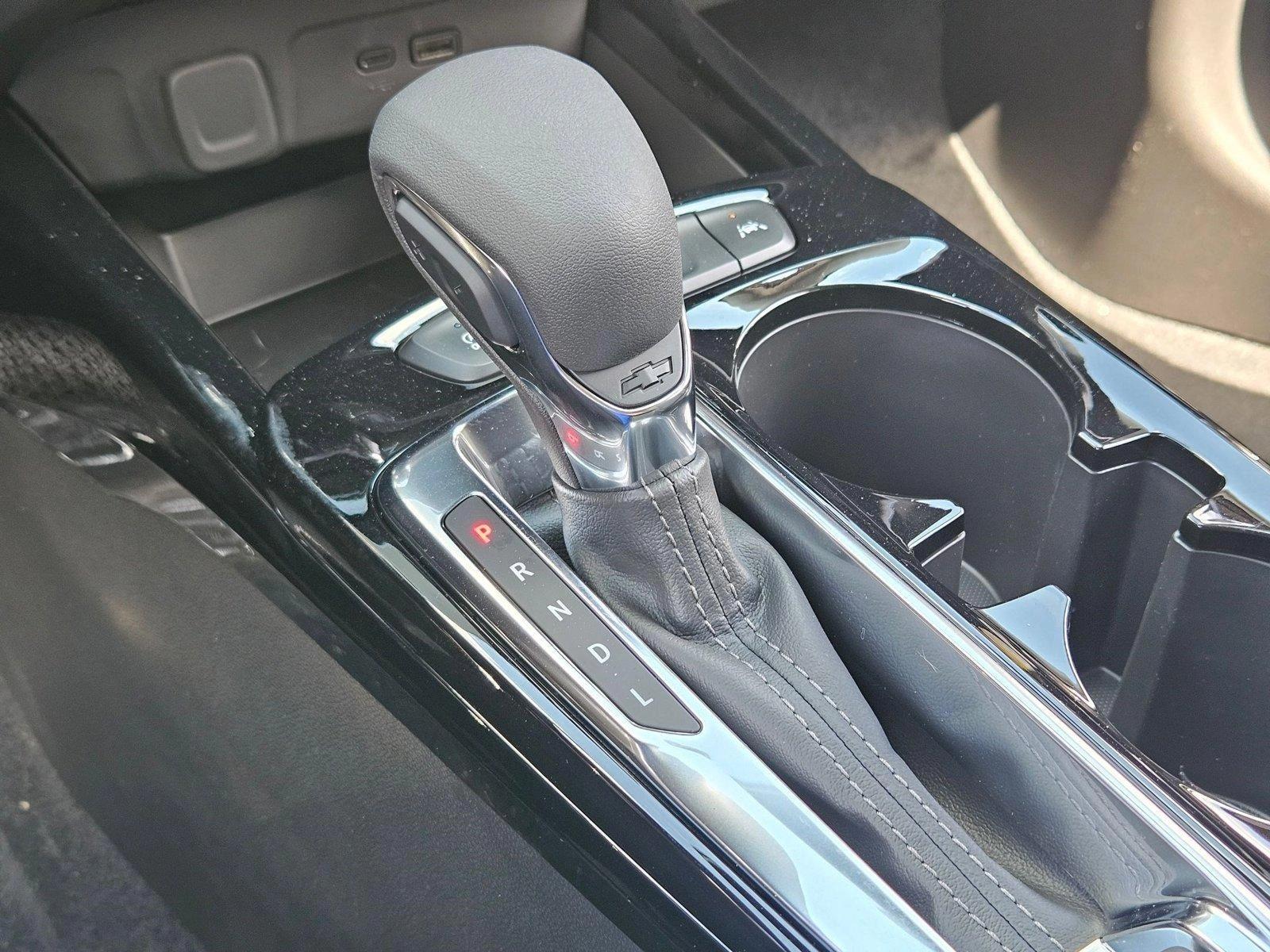 2025 Chevrolet Trax Vehicle Photo in PEORIA, AZ 85382-3715