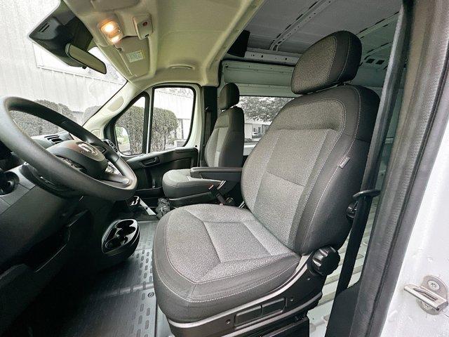 2023 Ram ProMaster Cargo Van Vehicle Photo in Doylsetown, PA 18901