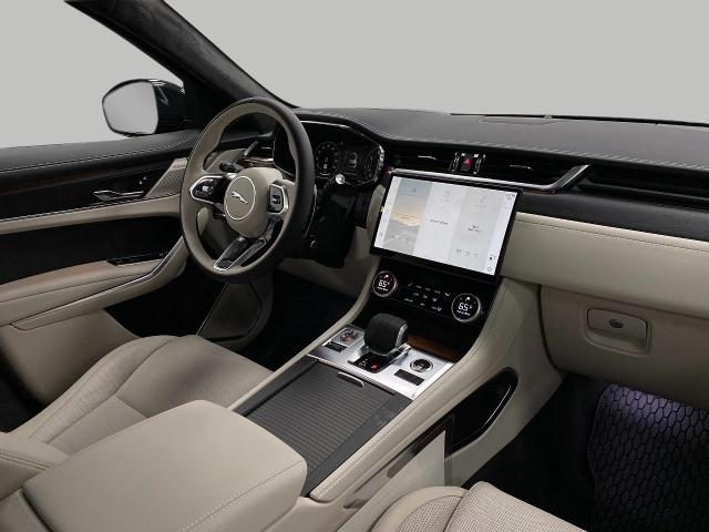 2025 Jaguar F-PACE Vehicle Photo in Appleton, WI 54913
