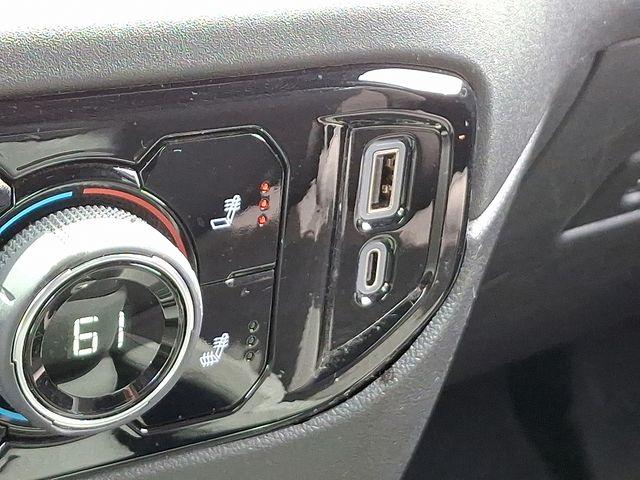 2023 Chevrolet Silverado 1500 Vehicle Photo in DANBURY, CT 06810-5034