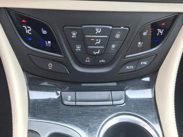 2017 Buick Envision Vehicle Photo in GREEN BAY, WI 54303-3330