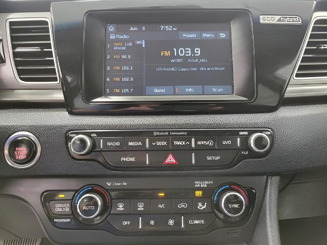 2018 Kia Niro Vehicle Photo in Oshkosh, WI 54904