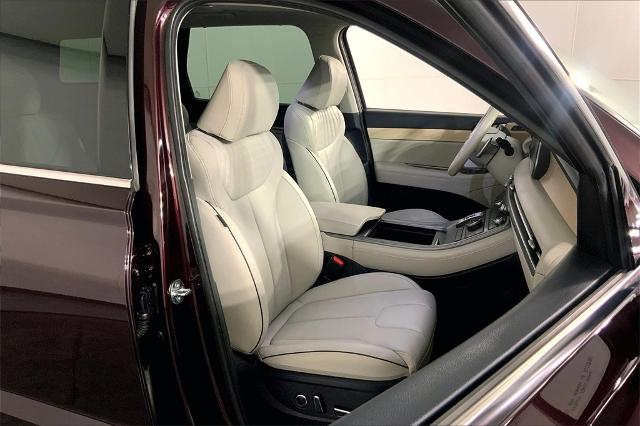 2024 Hyundai PALISADE Vehicle Photo in Lees Summit, MO 64086