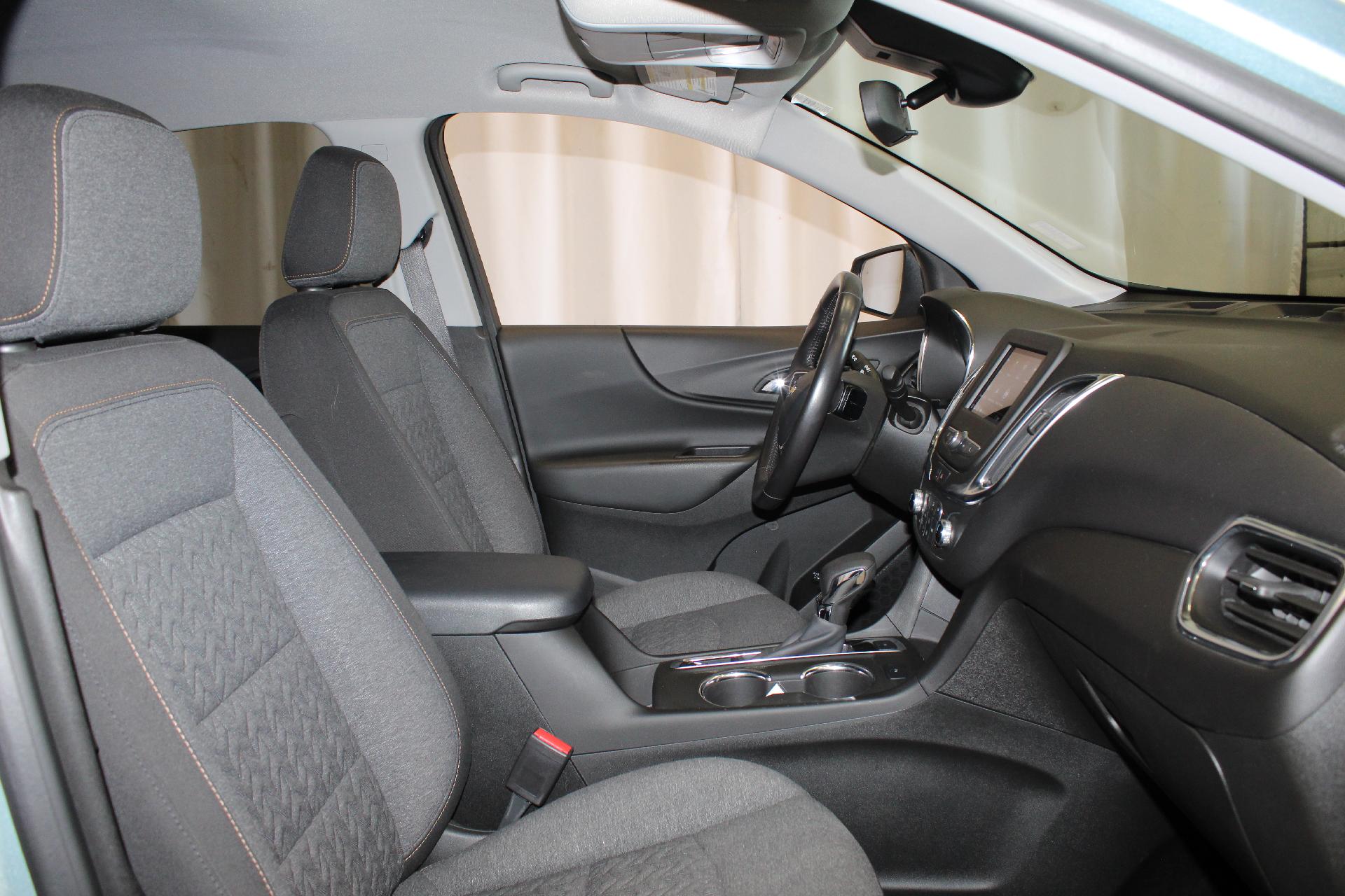 2022 Chevrolet Equinox Vehicle Photo in NORTHAMPTON, MA 01060-1120