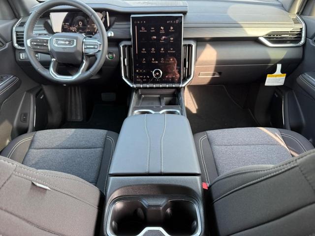 2025 GMC Acadia Vehicle Photo in COLUMBIA, MO 65203-3903