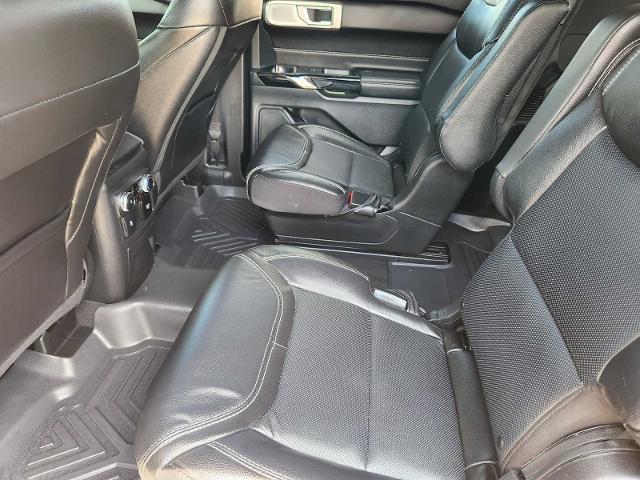 2022 Ford Explorer Vehicle Photo in DENTON, TX 76210-9321