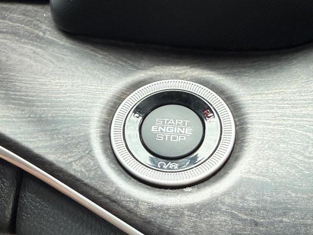 2023 Jeep Grand Cherokee L Vehicle Photo in COLUMBIA, MO 65203-3903