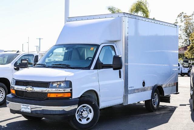 2023 Chevrolet Express Commercial Cutaway Vehicle Photo in VENTURA, CA 93003-8585