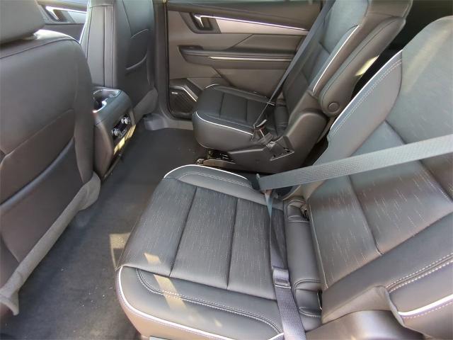 2025 Buick Enclave Vehicle Photo in GOODYEAR, AZ 85338-1310