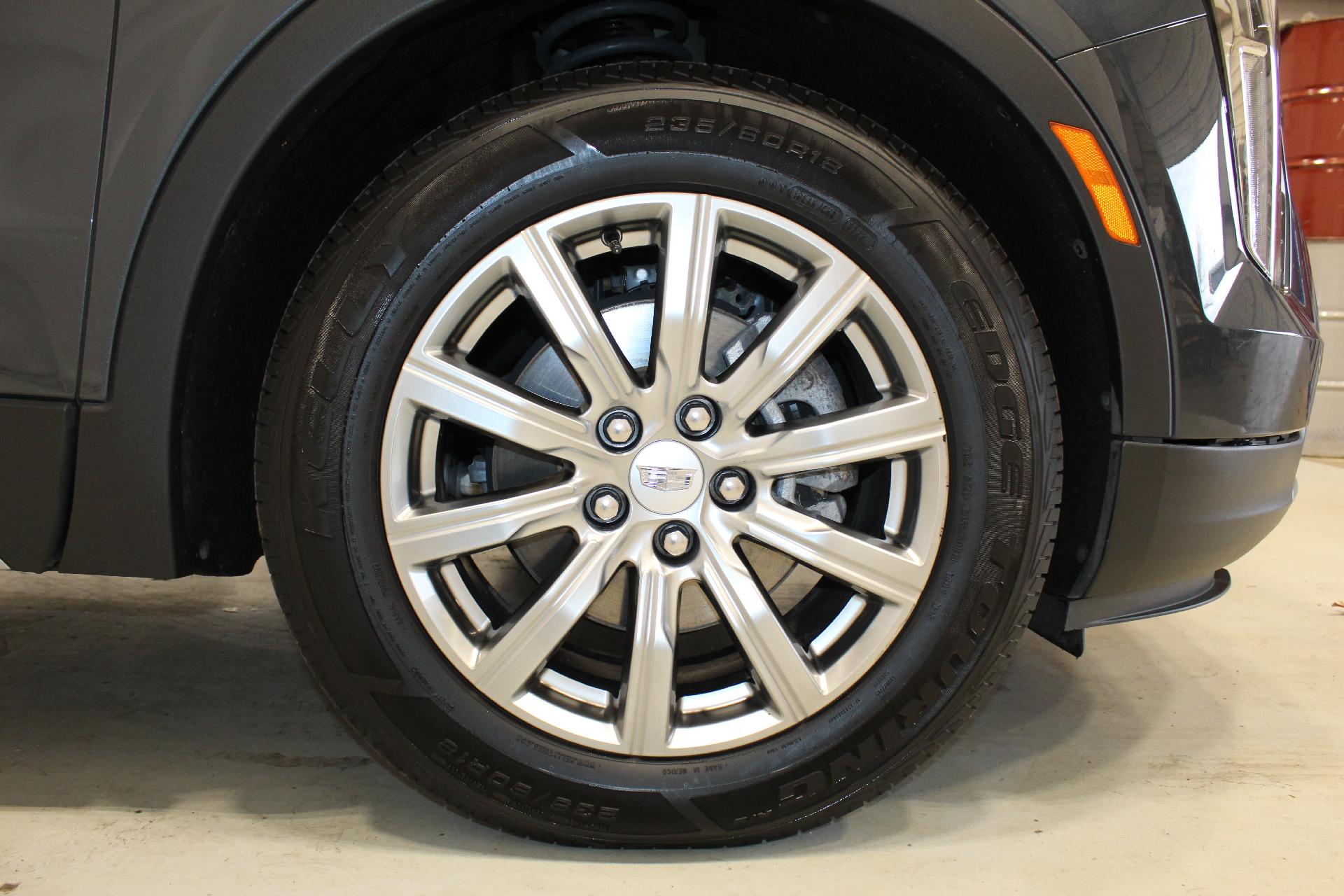 2021 Cadillac XT4 Vehicle Photo in NORTHAMPTON, MA 01060-1120