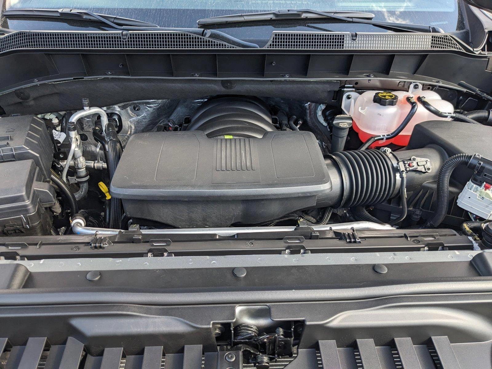 2025 Chevrolet Silverado 1500 Vehicle Photo in MIAMI, FL 33172-3015