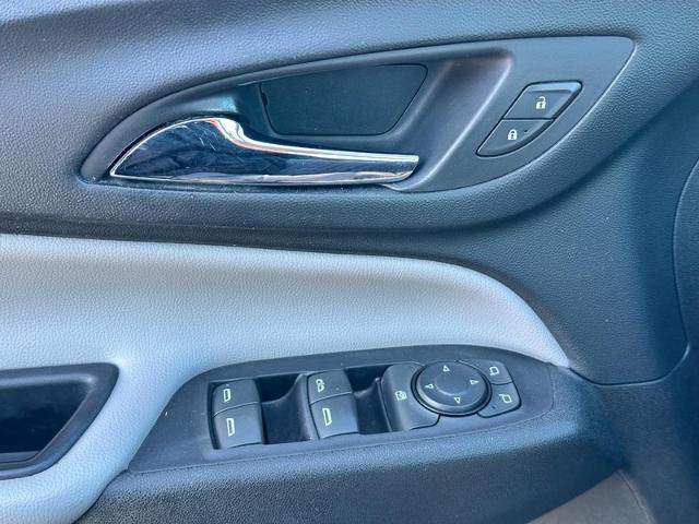 2018 Chevrolet Equinox Vehicle Photo in COLUMBIA, MO 65203-3903