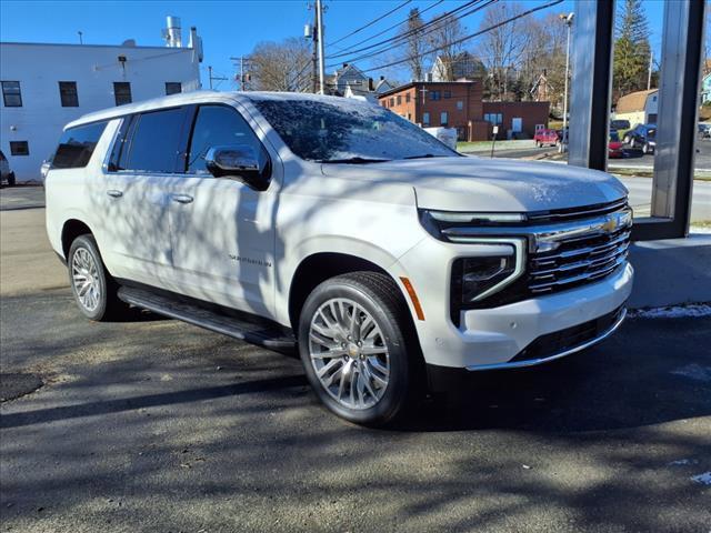 2025 Chevrolet Suburban Vehicle Photo in INDIANA, PA 15701-1897