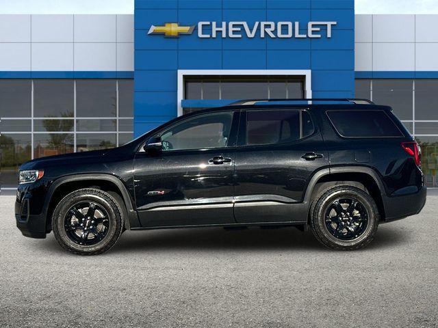 2023 GMC Acadia Vehicle Photo in RIVERSIDE, CA 92504-4106