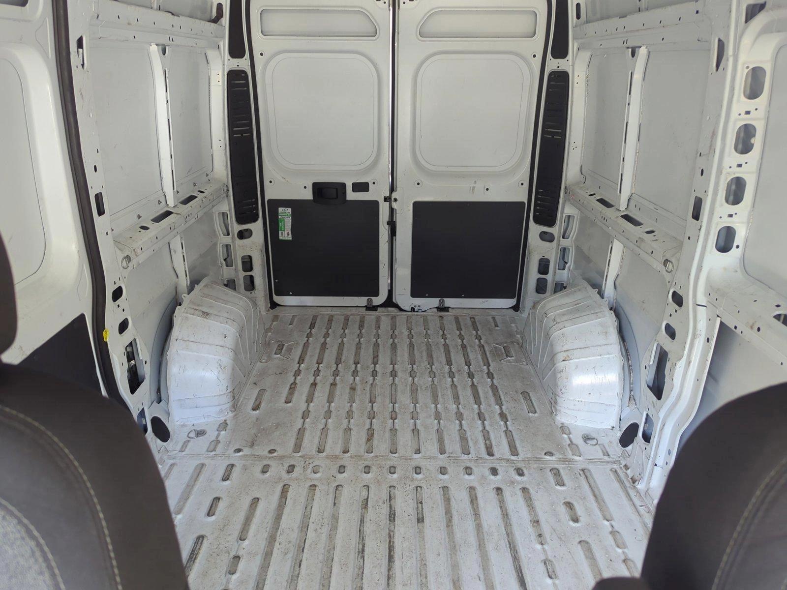 2022 Ram ProMaster Cargo Van Vehicle Photo in Pembroke Pines, FL 33027