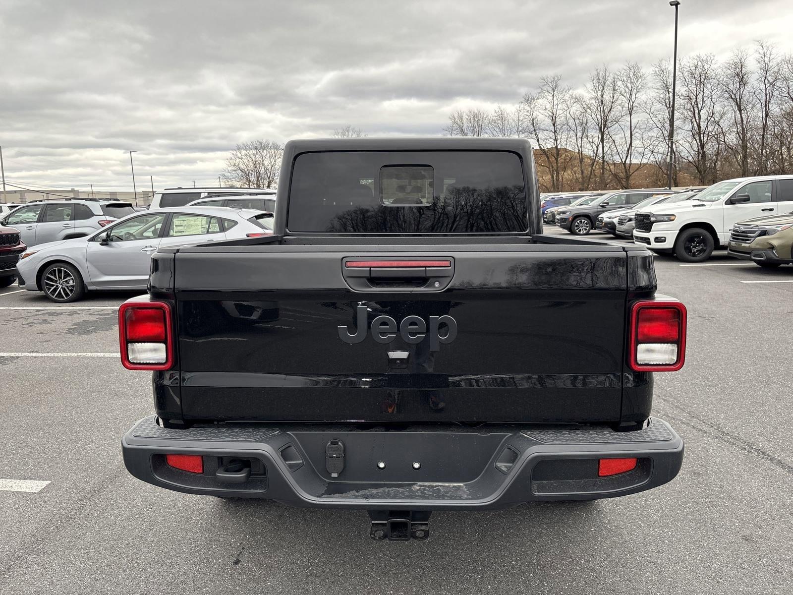 2025 Jeep Gladiator Vehicle Photo in Mechanicsburg, PA 17050-1707