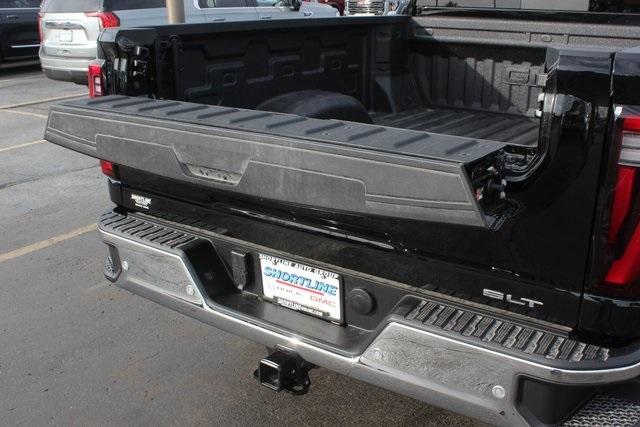 2025 GMC Sierra 2500 HD Vehicle Photo in AURORA, CO 80012-4011