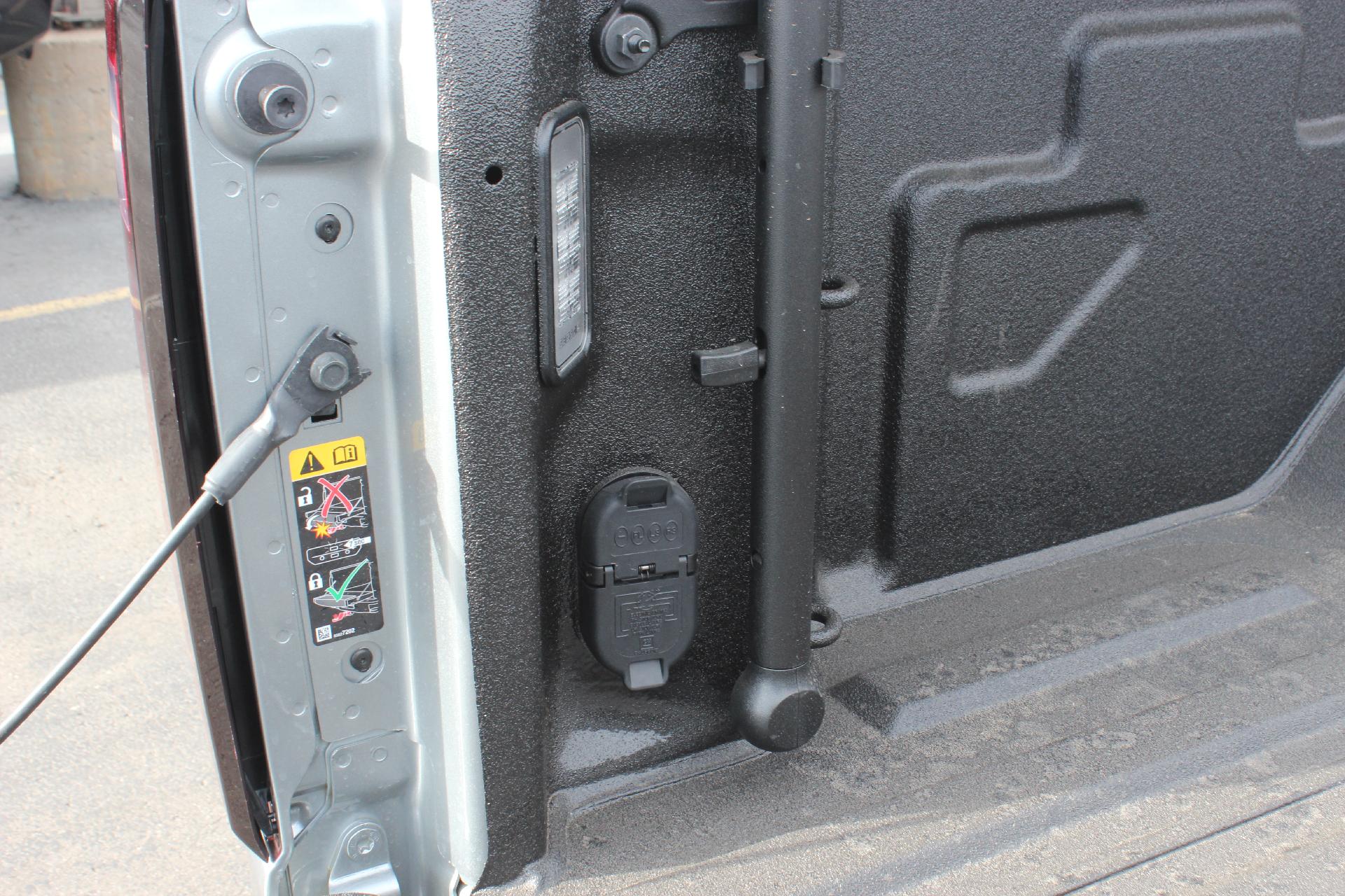 2025 GMC Sierra 3500 HD Vehicle Photo in AURORA, CO 80012-4011