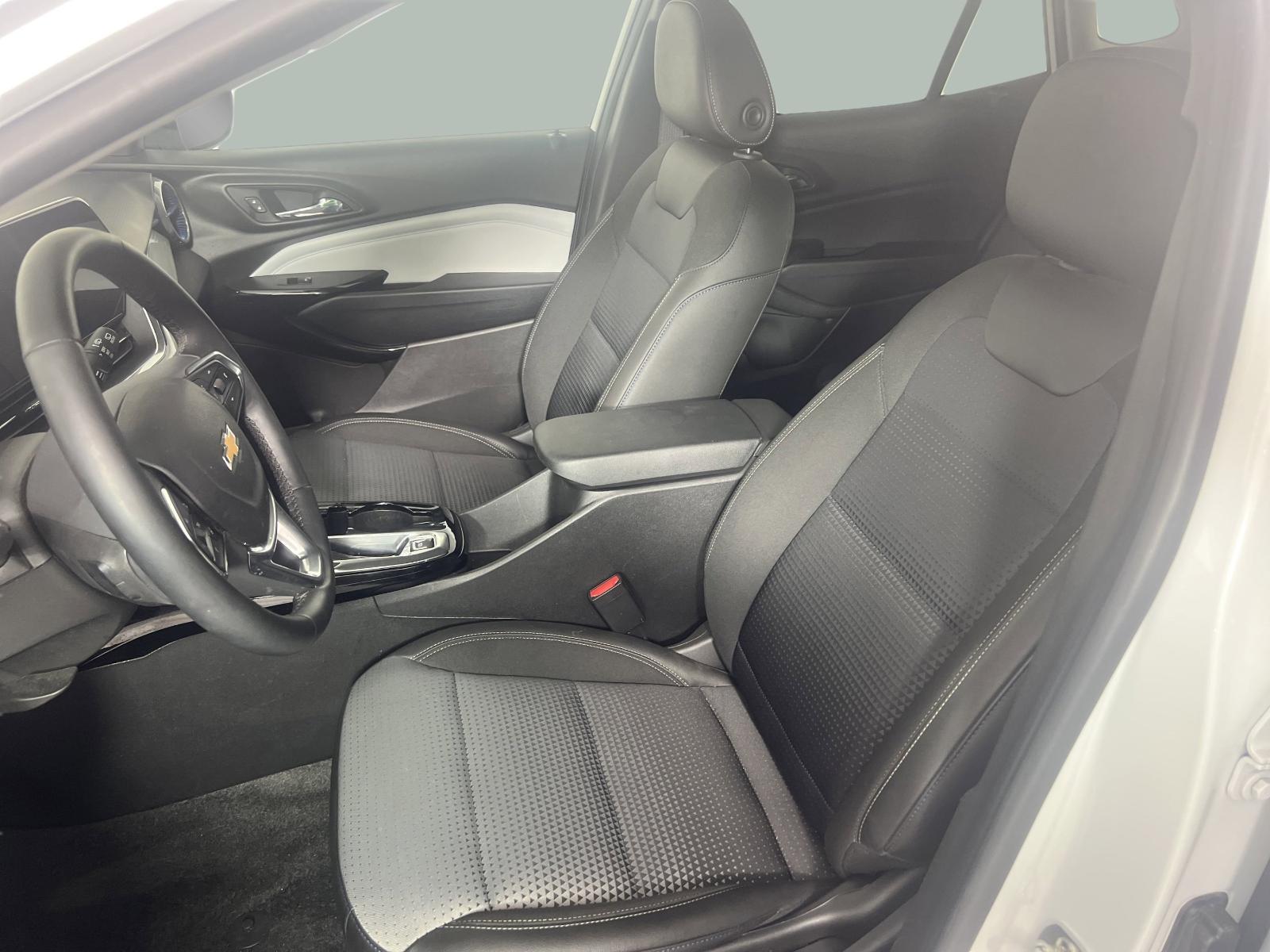 2025 Chevrolet Trax Vehicle Photo in GEORGETOWN, TX 78626-7508