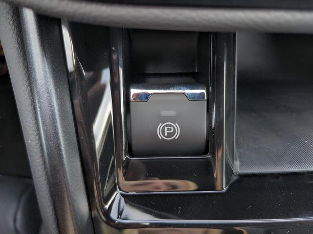 2025 Subaru Outback Vehicle Photo in Green Bay, WI 54304