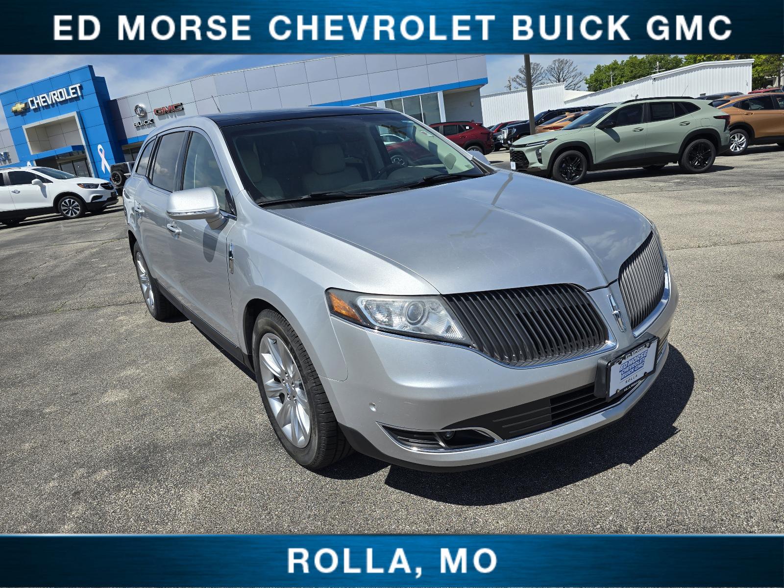 2014 Lincoln MKT Vehicle Photo in Rolla, MO 65401