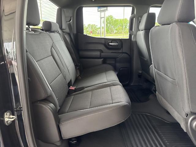 2023 Chevrolet Silverado 1500 Vehicle Photo in MANHATTAN, KS 66502-5036