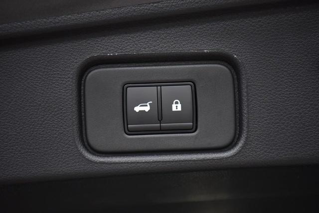 2025 Nissan Pathfinder Vehicle Photo in Ballwin, MO 63011