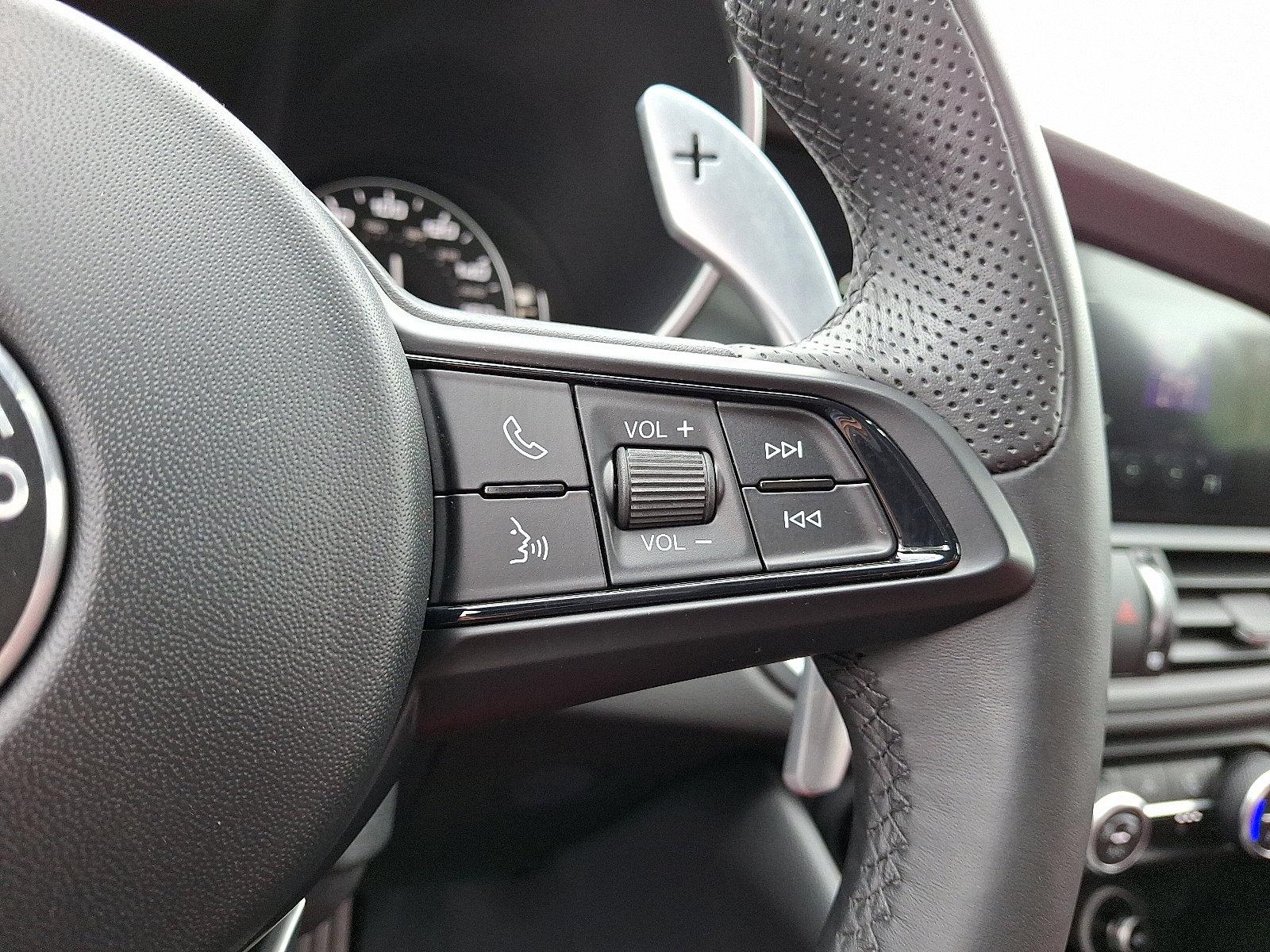 2022 Alfa Romeo Giulia Vehicle Photo in Willow Grove, PA 19090