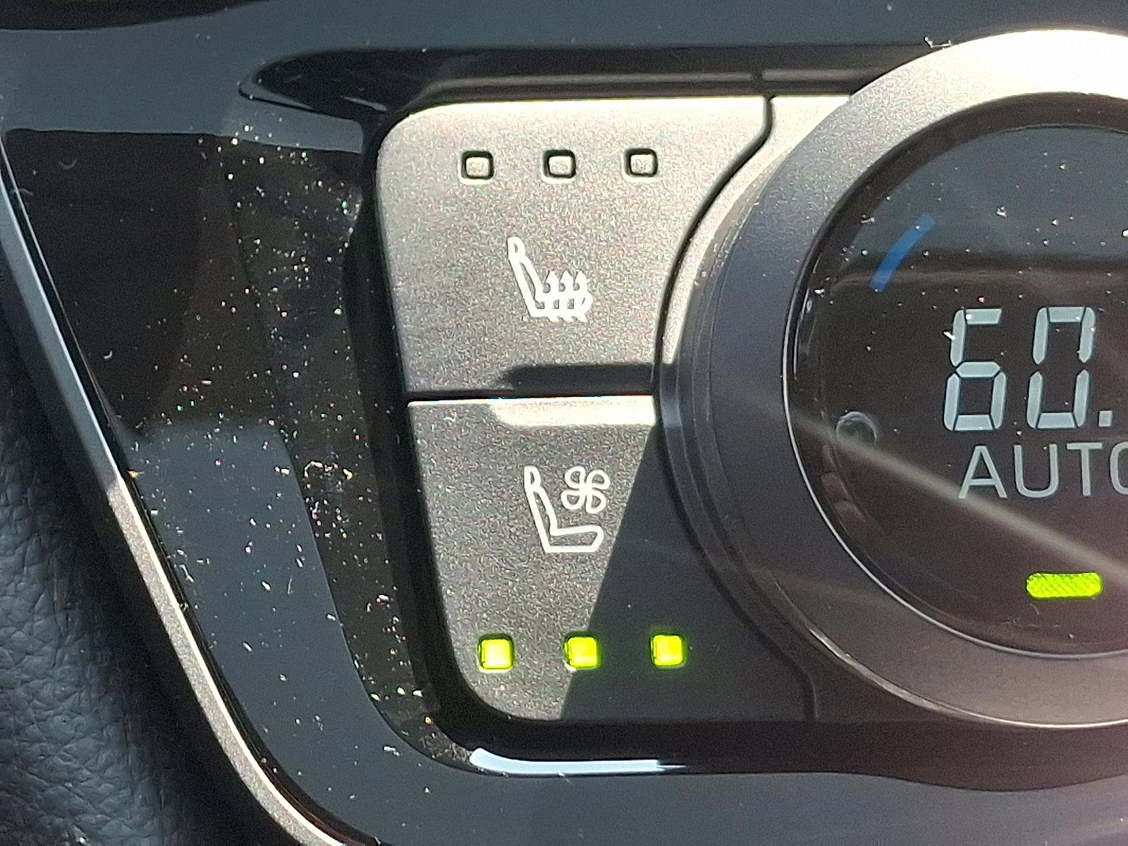 2024 Toyota Grand Highlander Vehicle Photo in Trevose, PA 19053