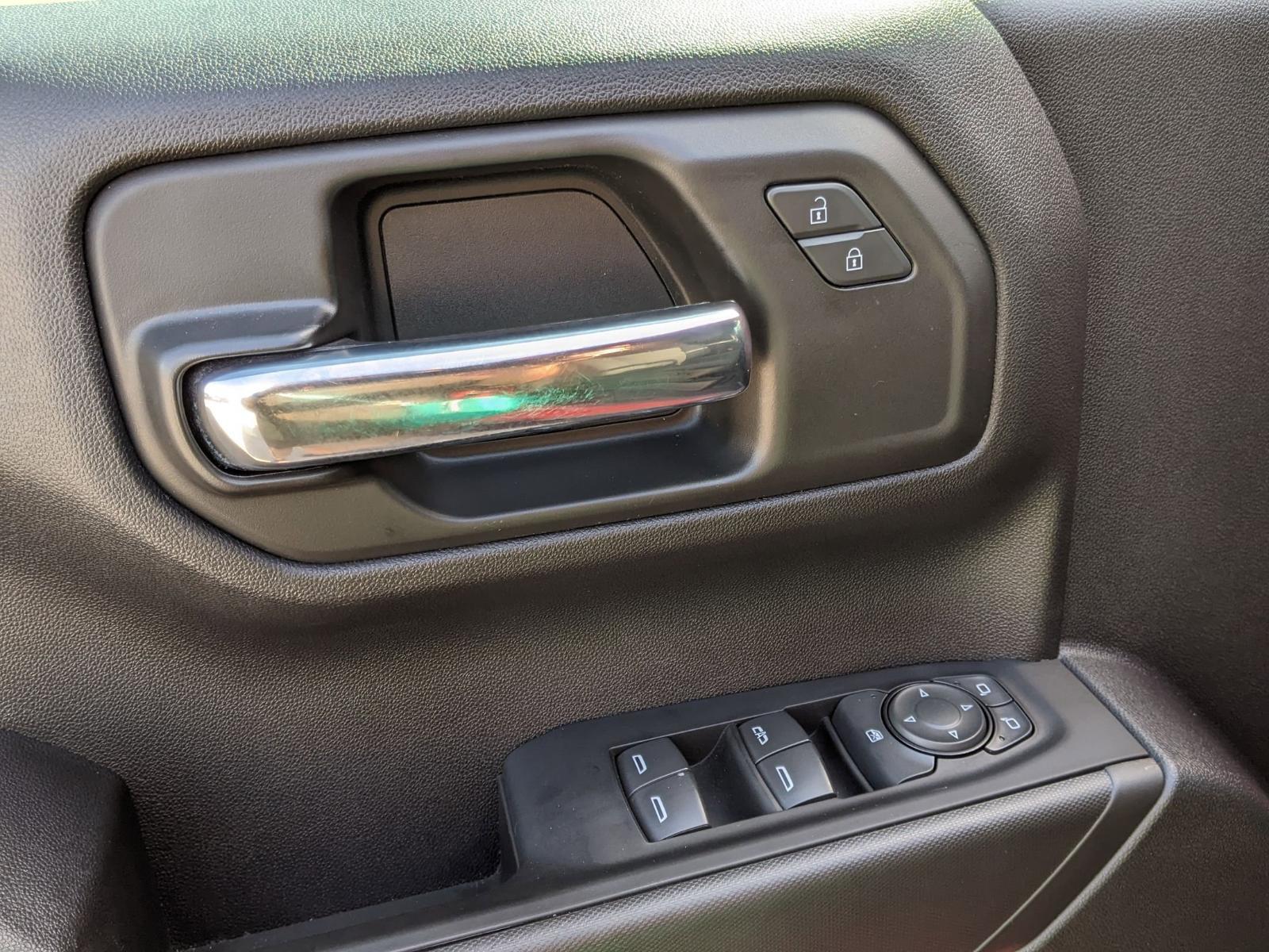 2022 Chevrolet Silverado 1500 Vehicle Photo in Seguin, TX 78155