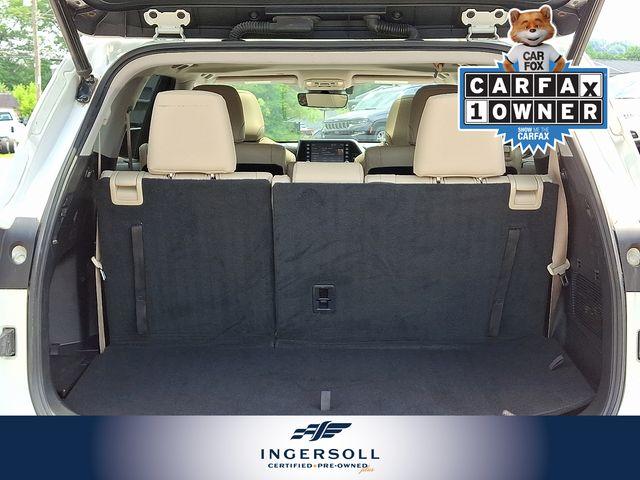 2020 Toyota Highlander Vehicle Photo in WATERTOWN, CT 06795-3318