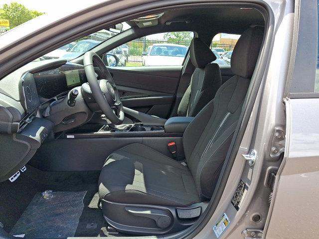 2025 Hyundai ELANTRA Hybrid Vehicle Photo in Philadelphia, PA 19116