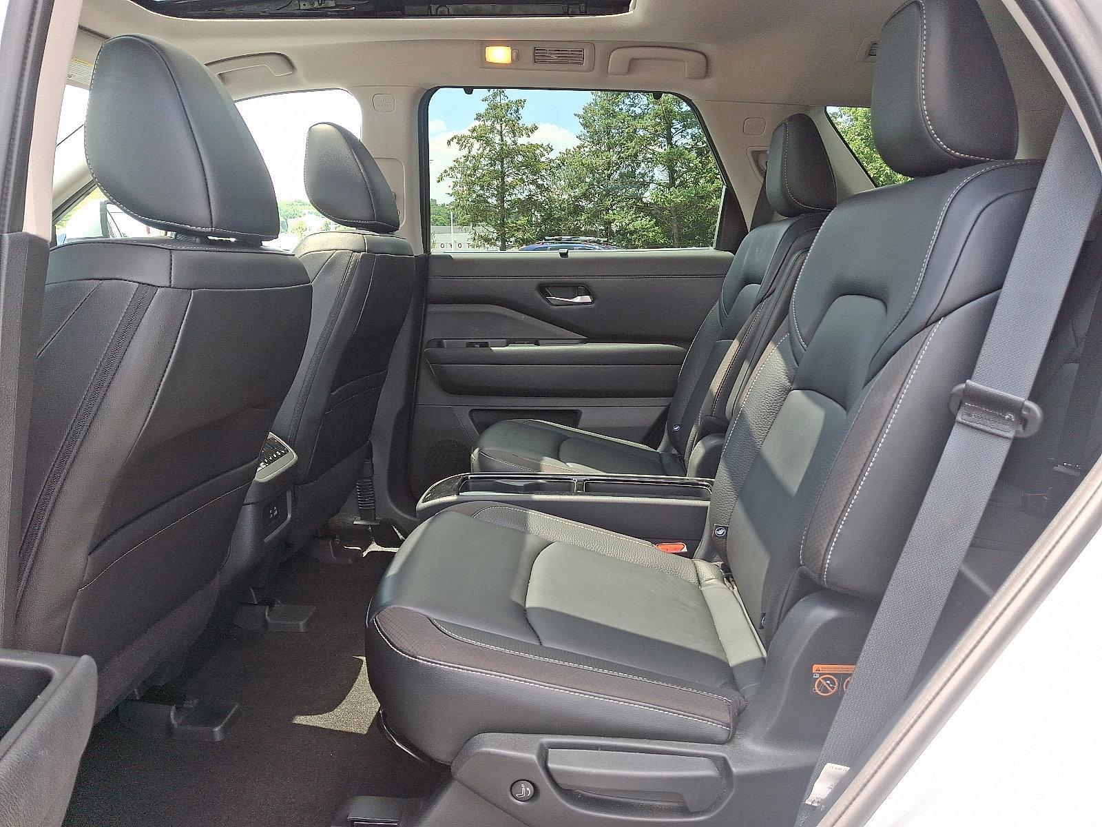 2023 Nissan Pathfinder Vehicle Photo in Harrisburg, PA 17111-1033