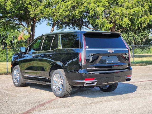2022 Cadillac Escalade Vehicle Photo in DENTON, TX 76210-9321
