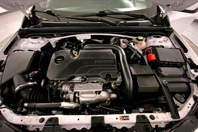 2022 Chevrolet Malibu Vehicle Photo in Lees Summit, MO 64086