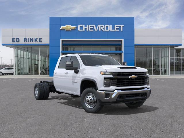 2026 Chevrolet Silverado 3500HD Chassis Work Truck Crew Cab 4WD
