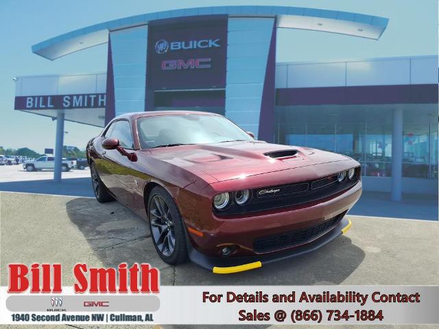 Octane Red Pearlcoat 2023 Dodge Challenger R/T Scat Pack RWD Coupe Rear-Wheel Drive Automatic