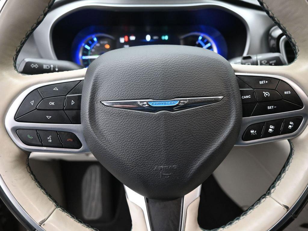 2018 Chrysler Pacifica Vehicle Photo in Marion, IA 52302